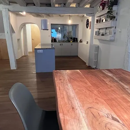 Old Town I By Aston Lejlighed